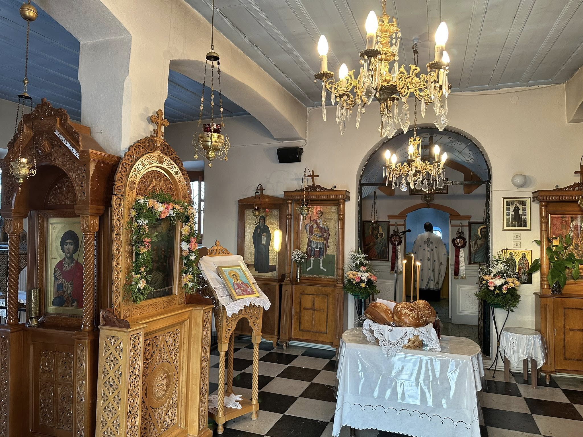 Αγία Άννα 4